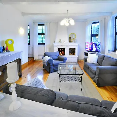 Comfortable Holiday Villa With Fireplace, Garden * Pollnow