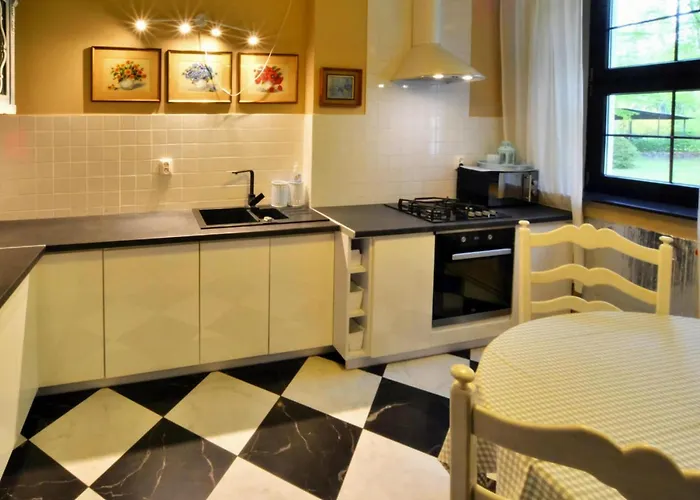 Comfortable With Fireplace, Garden