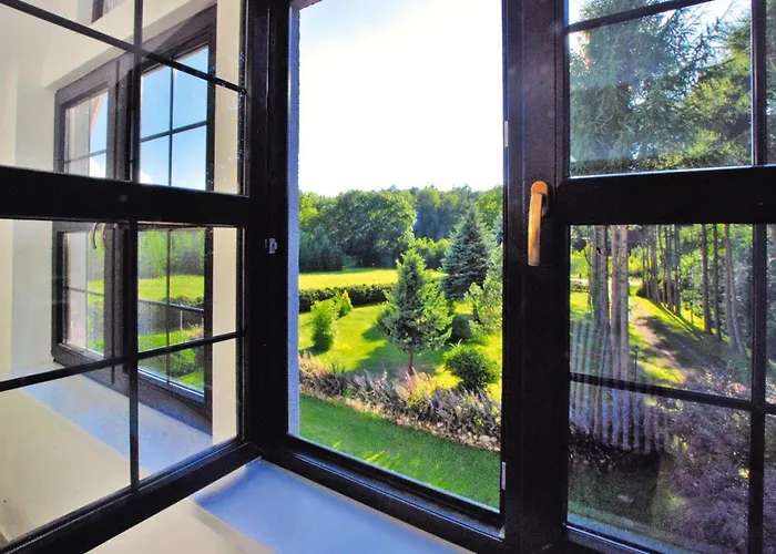 Comfortable With Fireplace, Garden * Pollnow